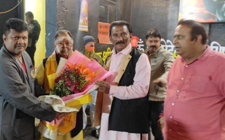 आज  हिंदू रक्षा मंच छत्तीसगढ़ के संरक्षक योगेंद्र सिंह जी का जन्मदिन सेक्टर 6 शनि मंदिर में मनाया गया