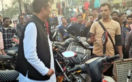 सुपेला संडे मार्केट के व्यापारियों को चेतावनी : अगर तय सीमा से बाहर लगाई दुकान की रद्द होगी रजिस्ट्री और गुमास्ता... की जायेगी कानूनी कार्रवाई