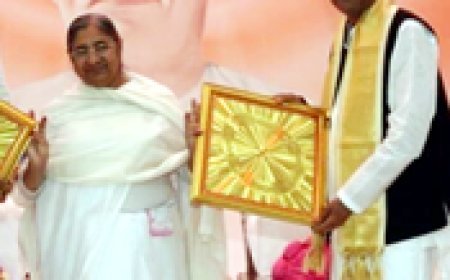 प्रजापिता ब्रह्माकुमारी ईश्वरीय विश्व विद्यालय द्वारा नवनिर्वाचित विधायक रिकेश सेन को किया सम्मानित