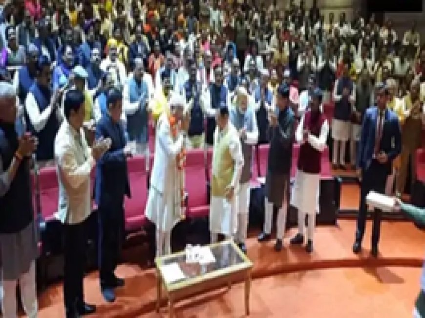 केंद्रीय मंत्री रेणुका सिंह ने जेपी नड्डा से की मुलाकात:दिल्ली में भाजपा के राष्ट्रीय अध्यक्ष के आवास पर दोनों के बीच हो रही चर्चा