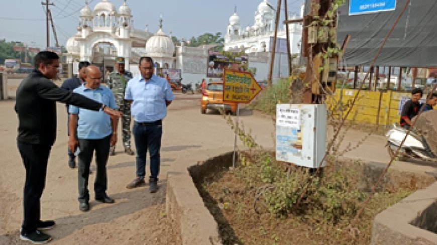 नेहरू नगर गुरुद्वारा चौक की खस्ता हालात सुधारने वैशाली नगर विधायक रिकेश सेन ने दिया शाम तक का समय