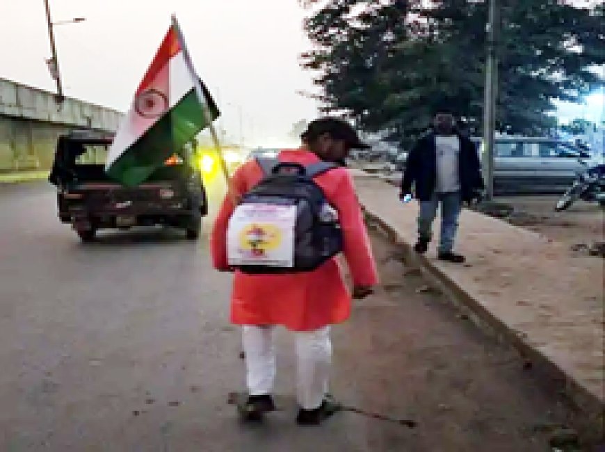 भारत भ्रमण पर निकला युवक, मुख्यमंत्री से मिलकर अयोध्या जाएगा, 3 दिन में भिलाई पहुंचा....