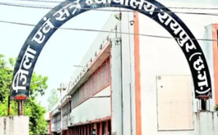 रायपुर जिला कोर्ट पार्किंग से LLB स्टूडेंट की बाइक चोरी:लंच टाइम में हुई वारदात, चोरों में नहीं रहा पुलिस का खौफ, FIR दर्ज