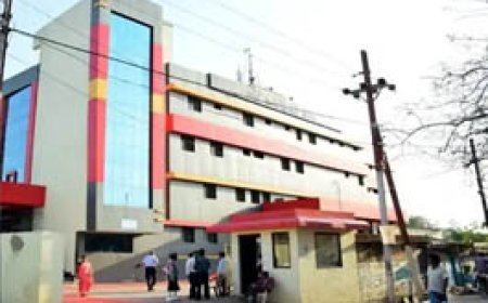 निजी अस्पताल में डाक्टरों के बीच हुई मारपीट.... डॉक्टर अपने निजी हॉस्पिटल में बुलाता था, मना करने पर बढ़ा विवाद