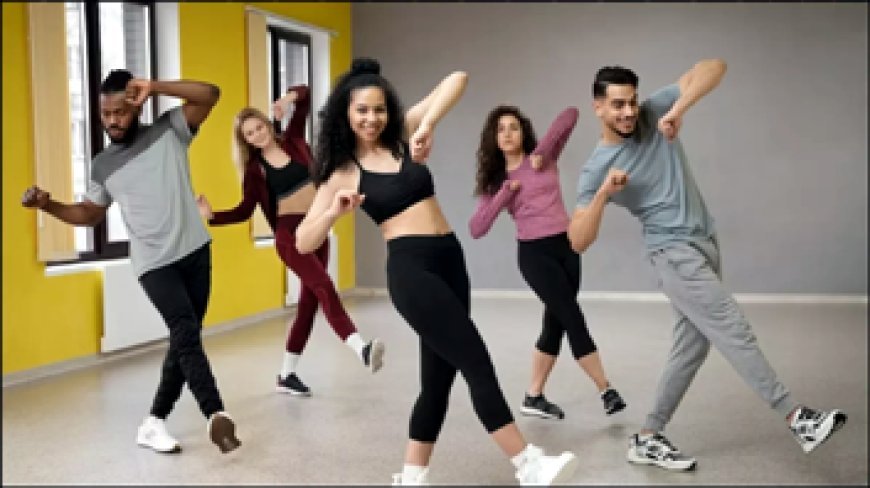 मेडिसिन की तरह है ये डांस! यहां महिलाएं एक घंटे में हो रहीं फिट, चेहरे पर आ रहा ग्लो