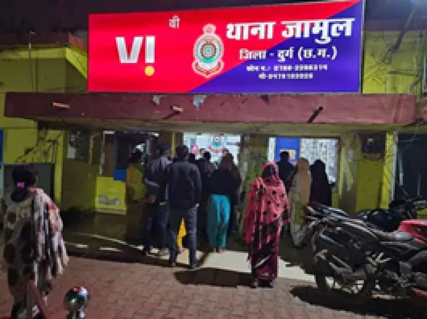 उद्योगपति की मोहल्लेवालों ने की जमकर पिटाई, गांव के युवक को मारने पर हुए आक्रोशित, सीसीटीवी कैमरे में कैद हुई घटना