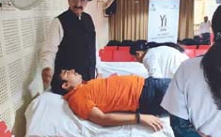 रूंगटा आर-1 ग्रुप के विद्यार्थियों और फैकल्टी ने डोनेट किया 41 यूनिट ब्लड...