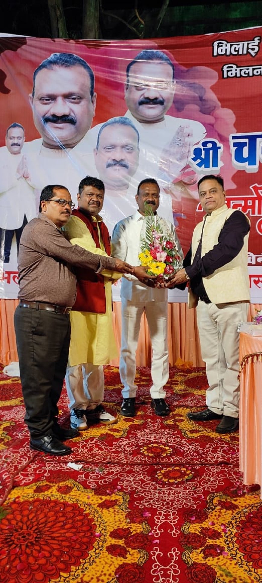 भिलाई इस्पात मजदूर संघ के महामंत्री एवं वरिष्ठ समाजसेवी चिन्ना केशवलू का 54वां जन्मदिवस समारोह हर्षोल्लास से मनाया गया