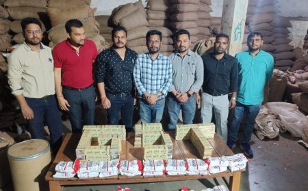 दुर्ग में GST की बड़ी कार्यवाही : अवैध गुटखा फैक्ट्री में विभाग का छापा, बड़ी मात्रा में गुटखा बनाने का कच्चा सामान और मिक्सर मशीन बरामद, 8 करोड़ रुपए कराए जमा