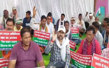 दुर्ग में गैस पाइप लाइन के लिए जबरदस्ती जमीन खोदने का किया विरोध.....21 गांव के किसान धरने पर बैठे....