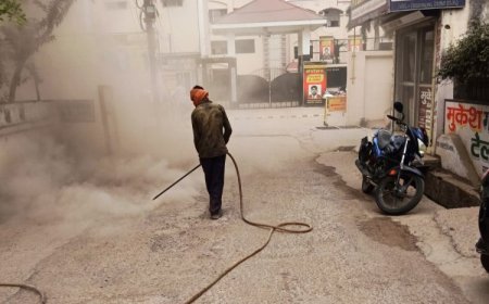 विधायक रिकेश सेन की पहल पर जर्जर रोड का कायाकल्प शुरू