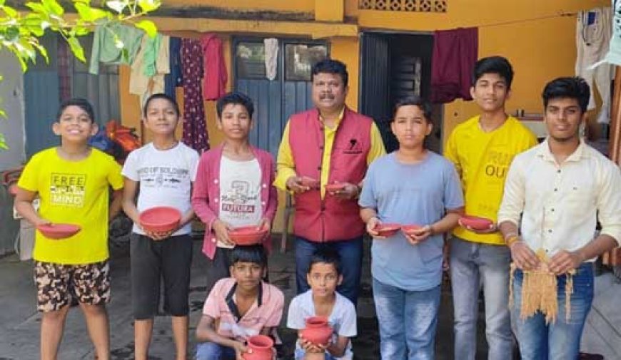 विश्व गौरैया दिवस पर प्रशांत कुमार ने गौरैया पंछी को बचाने अपील की...