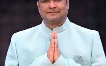 रिकेश सेन‌ के आह्वान पर प्रदेश के नाई समाज ने चरणदास महंत का किया बहिष्कार....