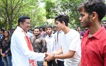 युवा चौपाल में युवाओं का जोश हाई .... लक्ष्मी नगर घर-घर दस्तक दे विधायक रिकेश सेन रवाना हुए दंतेवाड़ा