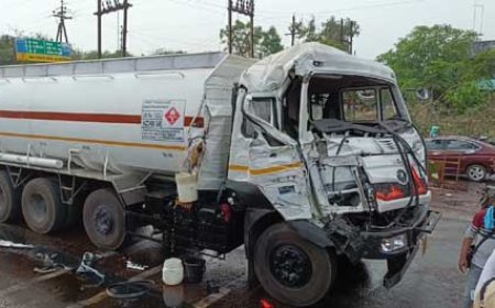 बाइक सवार को बचाते डीजल से भरा टैंकर हुआ हादसे का शिकार