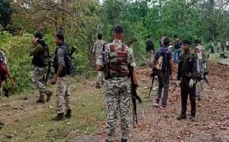 BREAKING NEWS: छत्तीसगढ़ में 18 नक्सली ढेर:25 लाख का इनामी लीडर भी मारा गया; 2 जवान घायल, BSF से मुठभेड़ जारी