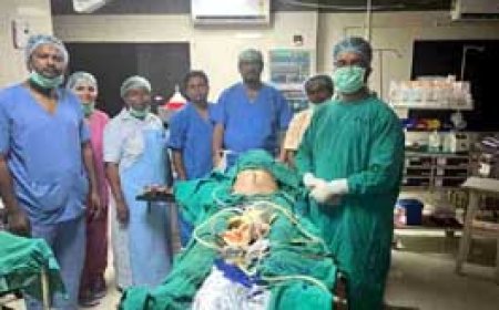 दुर्ग जिला अस्पताल की एक और उपलब्धि : गंभीर पेट दर्द से पीड़ित व्यक्ति का सफलतापूर्वक किया गया सर्जरी...