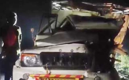 बेमेतरा सड़क हादसे में 5 महिला 3 बच्चों की मौत, दो दर्जन घायल.... छठी कार्यक्रम से लौट रही तेज रफ्तार बोलेरो खड़ी माजदा से जा टकराईं