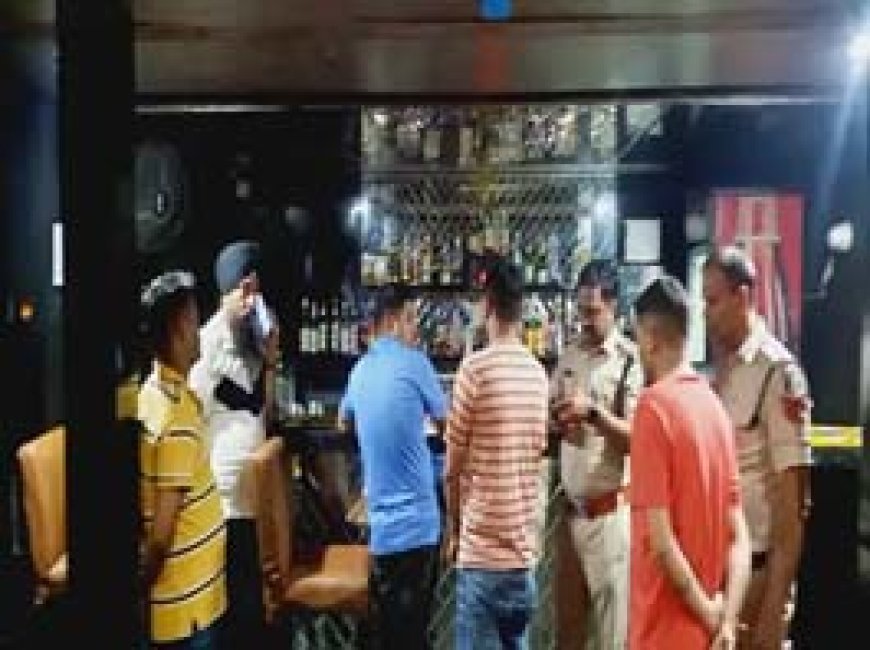 युवक-युवतियों को बेल्ट और लात-घूंसों से मारा......पब में बर्थडे पार्टी के दौरान डांस को लेकर विवाद.....