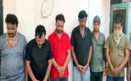 पॉश कॉलोनियों में सेक्स रैकेट, पड़ी रेड.......कोलकाता से कॉलगर्ल बुलाते थे एजेंट, संदिग्ध हालत में पकड़े गए युवक-युवतियां....