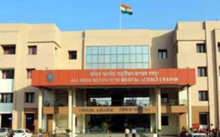 एम्स रायपुर के पीजी हॉस्टल के मेडिकल छात्र ने की आत्महत्या, नहीं मिला सुसाइडल नोट...