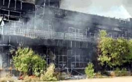 बलौदाबाजार हिंसा...बंद स्थगित......कलेक्टर-SP ने सख्त कार्रवाई का दिया आश्वासन, चैंबर ऑफ कॉमर्स ने बदला फैसला.....