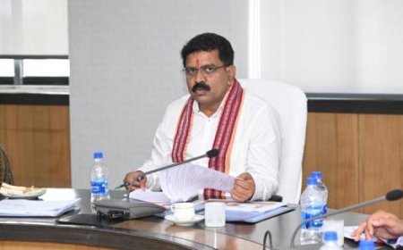 पीएम आवासों को कार्ययोजना बनाकर तेजी से पूर्ण किया जाए : उप मुख्यमंत्री विजय शर्मा