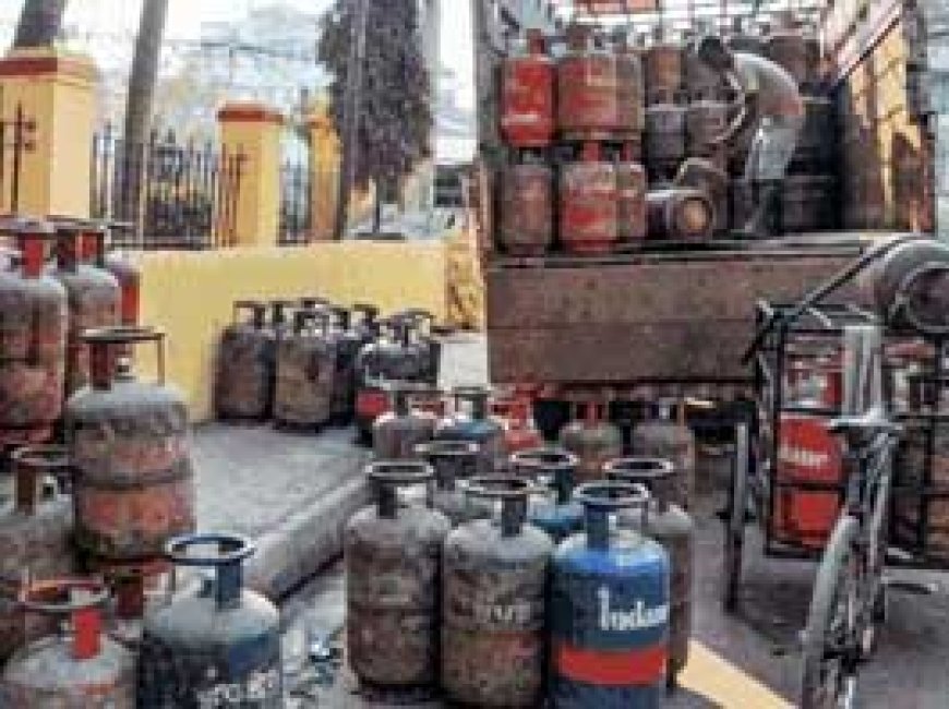 कॉमर्शियल LPG सिलेंडर ₹72 तक सस्ता हुआ......फ्लाइट टिकट सस्ती हो सकती हैं....