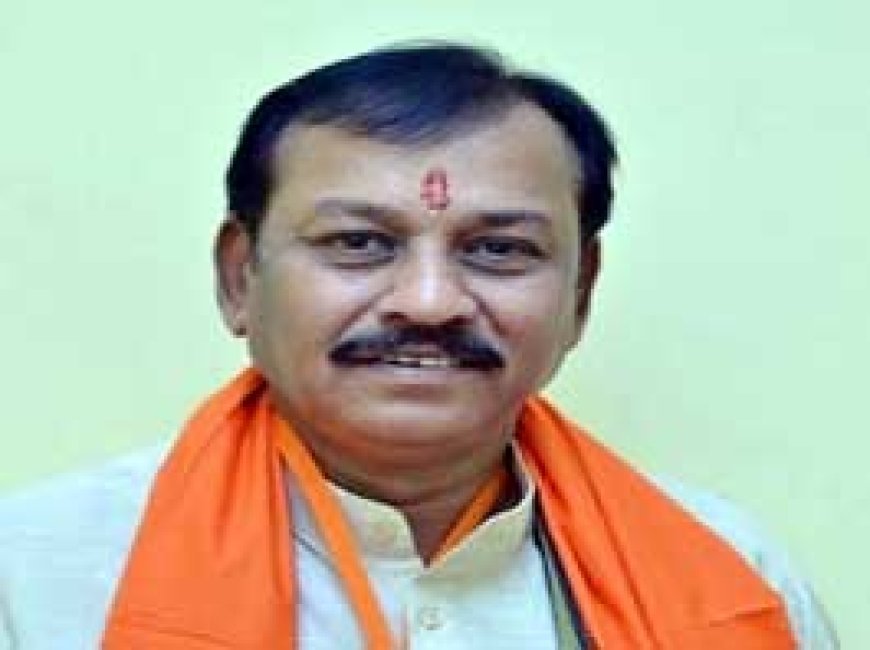 दुर्ग में विजय बघेल 4 लाख मतों से जीते, वैशाली नगर से 75 हजार की बड़ी लीड ने बढ़ाया विधायक रिकेश का कद, निगम के 37 वार्डों में किया था घर-घर जनसंपर्क