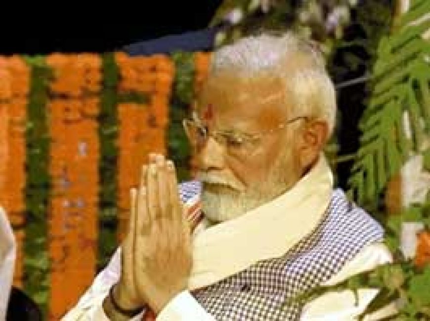 जीत के बाद पहली बार मोदी वाराणसी दौरे पर....गंगा आरती में शामिल हुए; कहा- मां गंगा ने मुझे गोद लिया.........