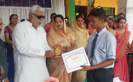 शिक्षा का महत्व कभी कम नहीं होता और यह समाज के विकास में हमेशा महत्वपूर्ण भूमिका निभाती है : प्रेम प्रकाश पांडेय