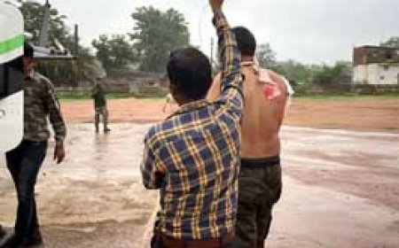 छत्तीसगढ़-महाराष्ट्र बॉर्डर पर मुठभेड़...12 नक्सली ढेर.....सब इंस्पेक्टर समेत 2 जवान घायल