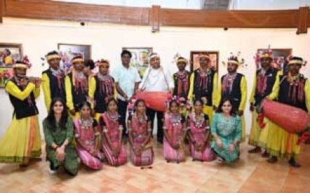 नेहरु आर्ट गैलरी में गोपी कृष्ण सोनी द्वारा आदिवासी संस्कृति पर केन्द्रित फोटो की एकल प्रदर्शनी उद्घाटित