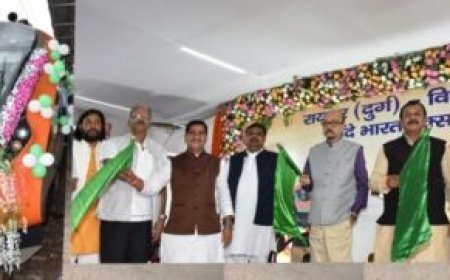 प्रधानमंत्री नरेन्द्र मोदी ने 6 नई वंदे भारत ट्रेनों का किया शुभारंभ, छत्तीसगढ़ को दुर्ग से विशाखापट्टनम तक मिली नई एक्सप्रेस ट्रेन की सौगात