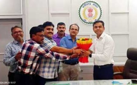 नंदिनी रोड में तोड़ फोड़ से MLA की नाराज़गी बाद भिलाई निगम को मिले नये कमिश्नर, नगरीय निकाय मंत्री और सीएम से चर्चा बाद निर्णय