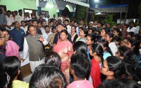 मुख्यमंत्री विष्णु देव साय से बगिया में मिलने वालों का लगा रहा तांता, लोग अपनी समस्याओं और मांगो को लेकर मुख्यमंत्री से मिले