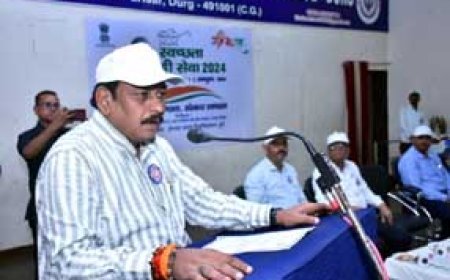 हेमचंद यादव विश्वविद्यालय ने चलाया  मेगा स्वच्छता अभियान ....