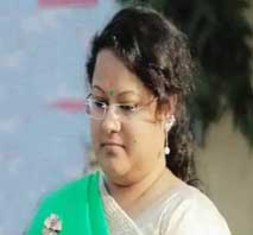 सौम्या चौरसिया की 50 से ज्यादा संपत्ति अटैच.....अटैच की गई संपत्तियों में सौम्या चौरसिया का भिलाई स्थित सूर्या अपार्टमेंट का निवास भी.......ED ने भिलाई स्थित घर के बाहर चस्पा किया नोटिस......