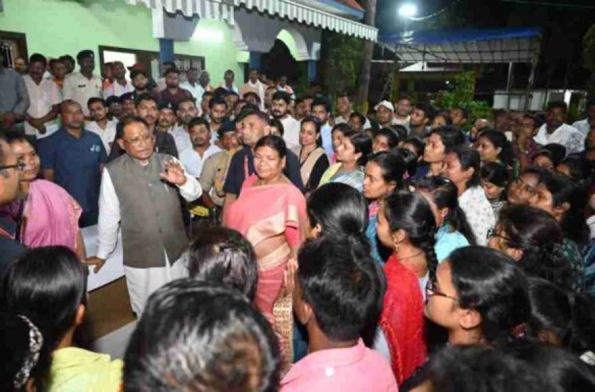 मुख्यमंत्री विष्णु देव साय से बगिया में मिलने वालों का लगा रहा तांता, लोग अपनी समस्याओं और मांगो को लेकर मुख्यमंत्री से मिले