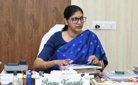 मुख्य निर्वाचन पदाधिकारी रीना बाबासाहेब कंगाले ने राजनीतिक दलों के प्रतिनिधियों की ली बैठक