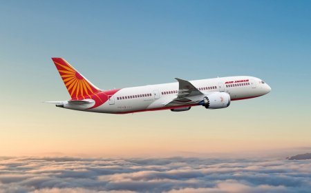 विमानों में बम की अफवाहें फैलाने पर 10 सोशल मीडिया खाते निलंबित, जांच में जुटीं सुरक्षा एजेंसियां