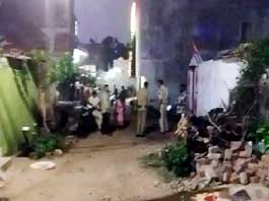टोनही कहने पर पड़ोसी को कुल्हाड़ी से काट डाला, पत्नी के बीमार रहने से होता था विवाद....