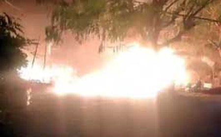 बिलासपुर में प्लास्टिक फैक्ट्री में लगी भीषण आग......रात 2.30 बजे उठी धुओं के गुबार के साथ उठीं आग की लपटें....