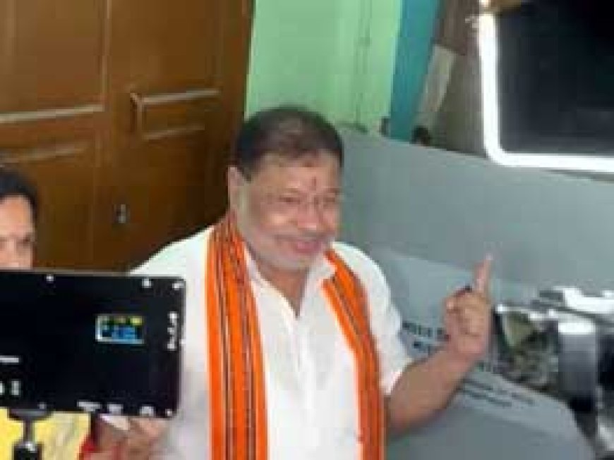 रायपुर दक्षिण उपचुनाव...सुबह 12 बजे तक 22.73% मतदान:सुनील सोनी ने शुभ मुहूर्त में की वोटिंग....