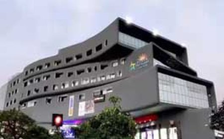 सूर्या मॉल के मैनेजर की हुई पिटाई.....मामला पहुंचा स्मृति नगर थाने....