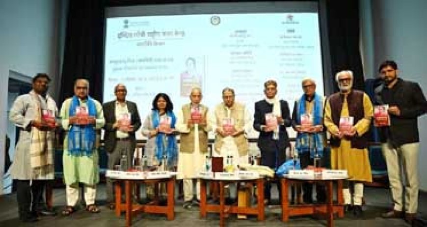 "पत्रकारिता के अजातशत्रु हैं अच्युतानंद मिश्र"