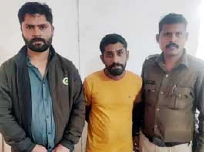 सट्टा खिलाते 2 युवक गिरफ्तार, एंटी क्राइम यूनिट की टीम ने घेराबंदी कर की छापेमारी