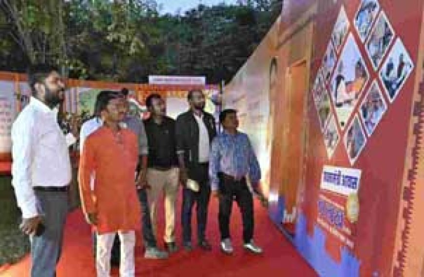 सुशासन दिवस पर नालंदा परिसर में लगी प्रदर्शनी बनी आकर्षण का केंद्र