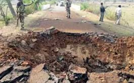 ब्रेकिंग न्यूज : छत्तीसगढ़ में 8 जवानों के शहीद होने की खबर, बीजापुर में नक्सलियों ने सुरक्षाबलों का वाहन ब्लास्ट कर उड़ाया, कई घायल
