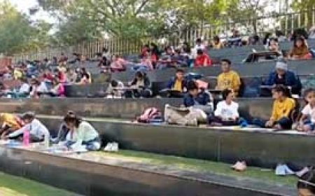 सड़क सुरक्षा माहः ट्रैफिक पुलिस का आयोजन, 20 स्कूलों के 148 छात्र-छात्राओं ने पेंटिंग और रंगोली बनाकर लोगों को दिया सुरक्षा का संदेश